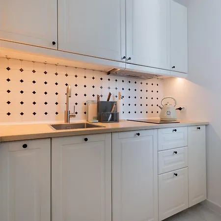 Tamka Center Z Widokiem Na Warszawe *