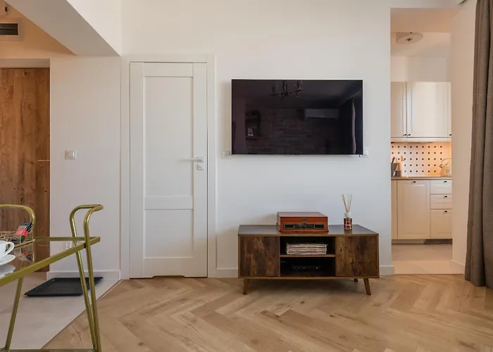 Tamka Center Z Widokiem Na Warszawe Warsaw